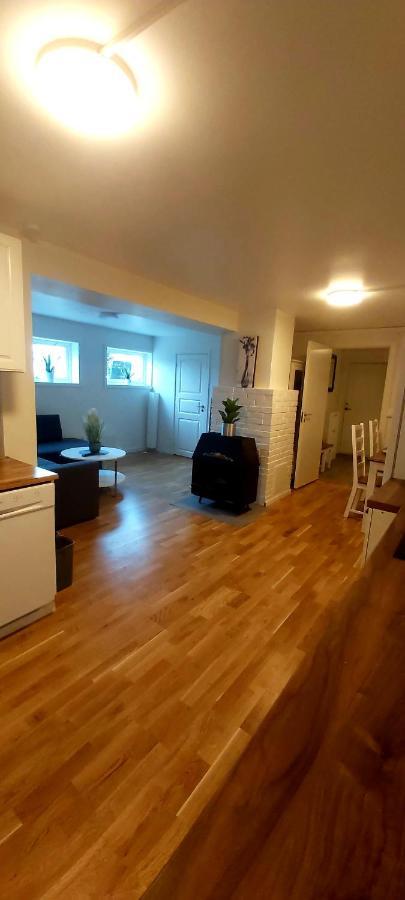 Aurora Rooms In Shared Apartment Nr2 We Are Doing Privet Northen Lights Trips, Reindeer Trip And Fjord Sommaroy Trip Tromsø Exterior foto
